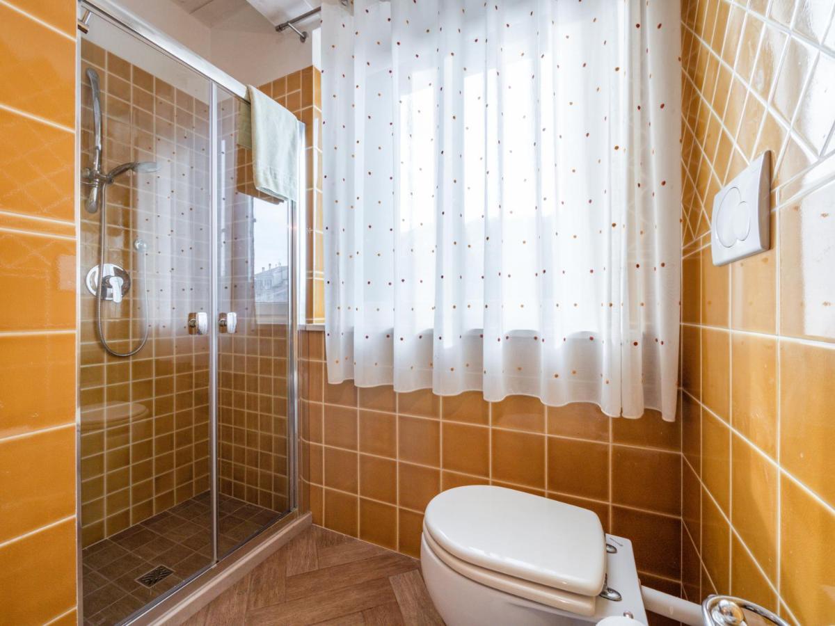 Apartment La Marina With Patio & Parking Fano